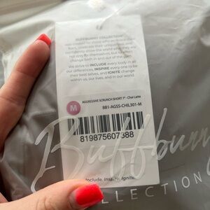 Buffbunny Aggressive Scrunch Short 7” - Chai Latte